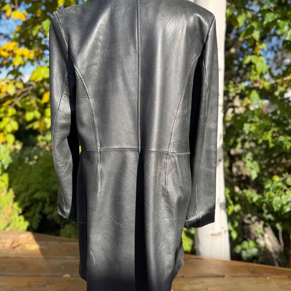 Y2K/90s Vintage DANIER Black Leather Coat | Structured Shoulders | Women's Sz M - Picture 2 of 15
